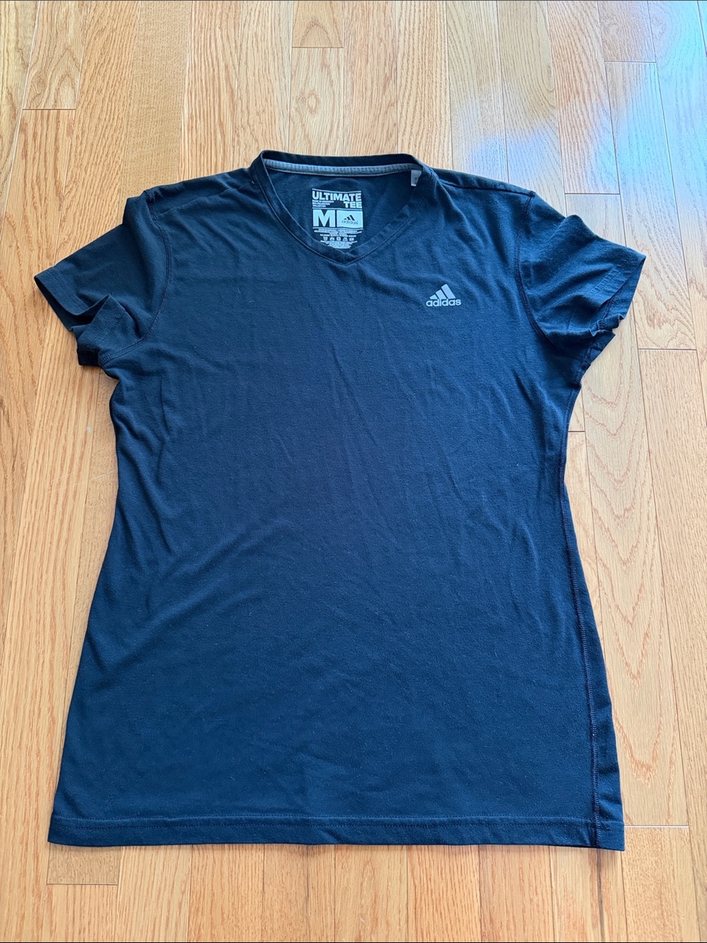 Adidas T-Shirt